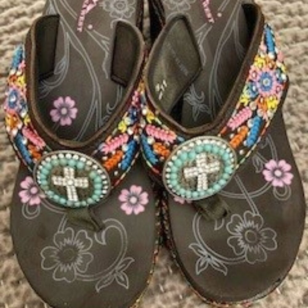 Montana West Bling Flip Flops - Size 10 / 11